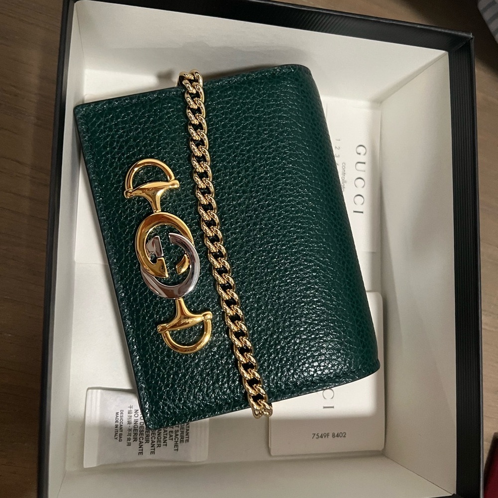 Elegant Green Zumi Gucci Leather Wallet